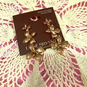 Rose gold floral earrings